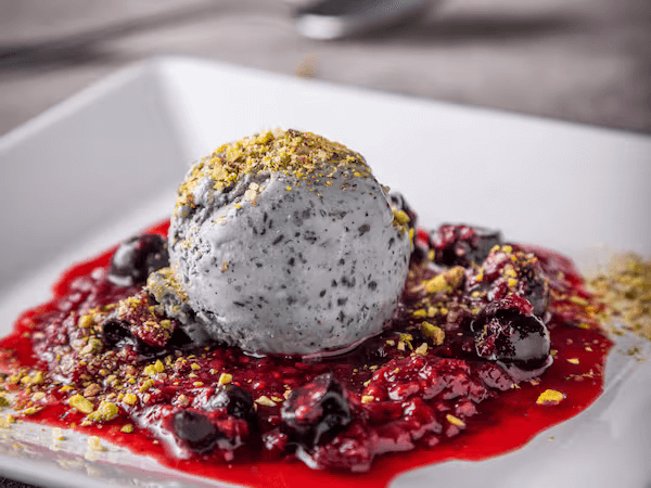 Sorvete de Gergelim Preto Izakaya em São Paulo