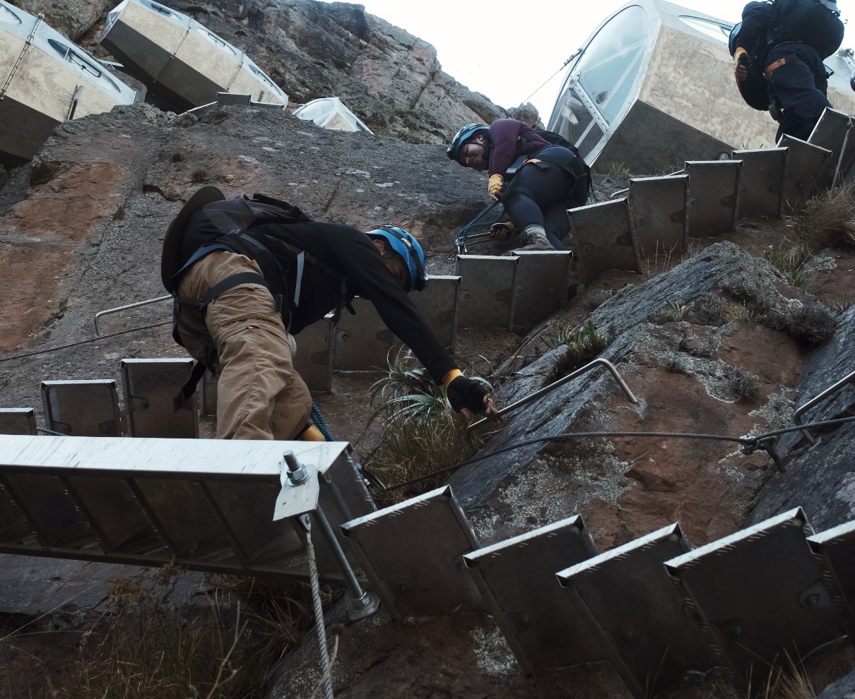 Hotel capsula nas montanhas, no Peru