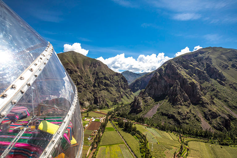 Hotel capsula nas montanhas, no Peru